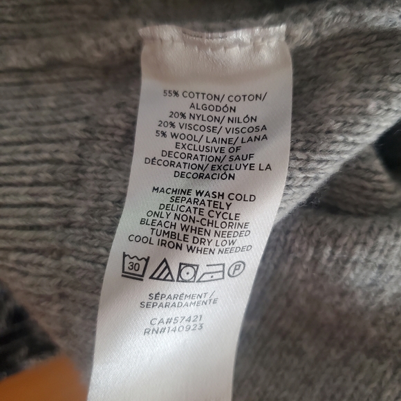 LOFT Petites Gray with White Terrier Dogs Sweater - Picture 6 of 6